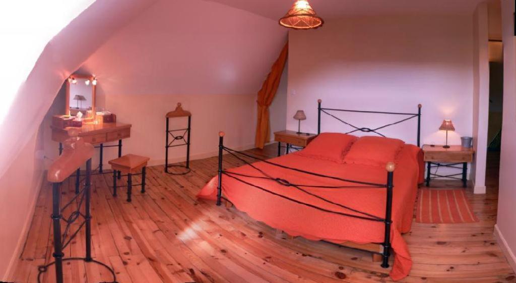 Maison D'Hotes La Nichee Rochefort-Montagne Dış mekan fotoğraf